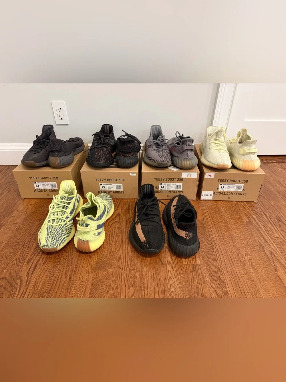 Bundle (can split) Yeezy Boost 350 V2